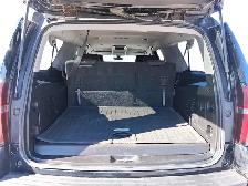 2018 Chevrolet Suburban 4x2 LS - Photo 6