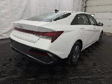 2025 Hyundai Elantra - Photo 13