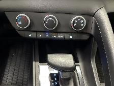 2025 Hyundai Elantra - Photo 28