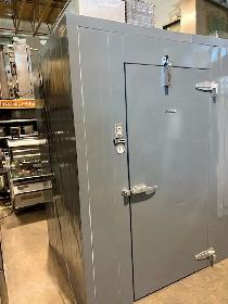 WALK IN COOLER - Photo 3