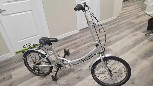 Almost new Folding Bicycle