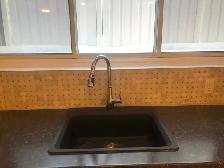Renovated One Bedroom Apartment - Photo 2