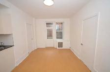 renovated one bedroom, College and Spadina - ID 4771 - Photo 5