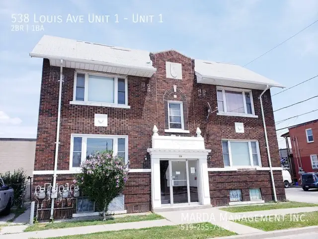 CHARMING 2 BED/1 BATH NEAR DOWNTOWN   HYDRO & GAS!