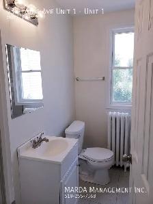 CHARMING 2 BED/1 BATH NEAR DOWNTOWN   HYDRO & GAS! - Photo 11