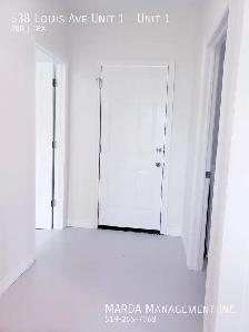 CHARMING 2 BED/1 BATH NEAR DOWNTOWN   HYDRO & GAS! - Photo 13