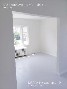 CHARMING 2 BED/1 BATH NEAR DOWNTOWN   HYDRO & GAS! - Photo 20