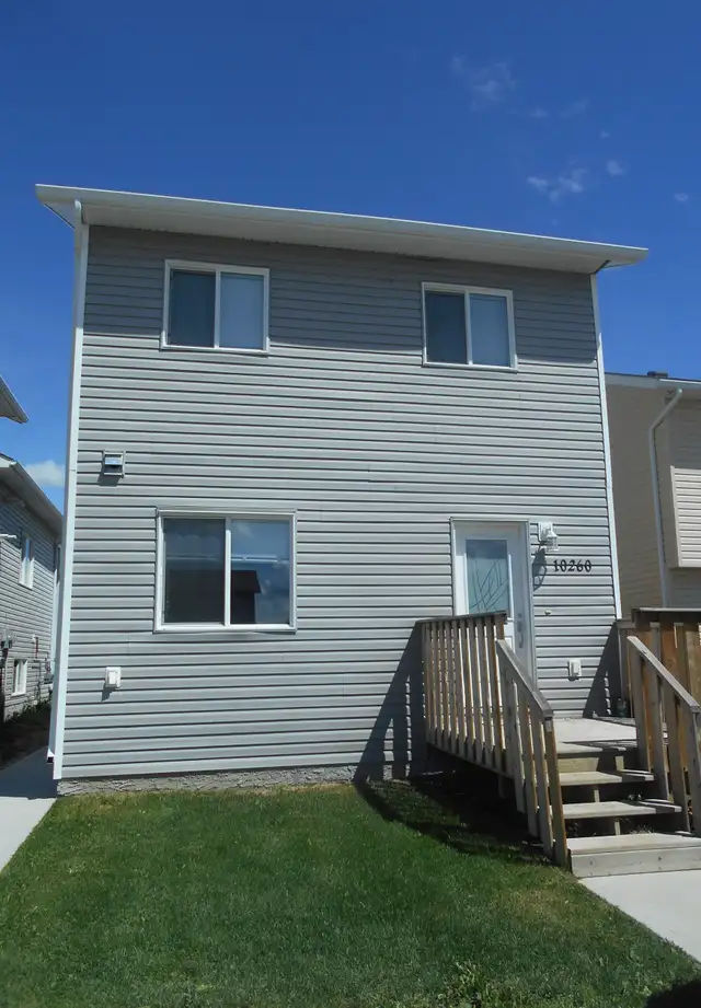 #2542- 3 Bedroom Lower Level in Crystal Landing $1450
