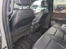 2023 Ford F-150 Lariat LARIAT 4WD SuperCrew 5.5&amp.apos. Box - Photo 3