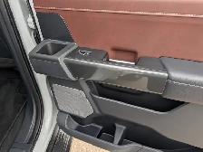 2023 Ford F-150 Lariat LARIAT 4WD SuperCrew 5.5&amp.apos. Box - Photo 15