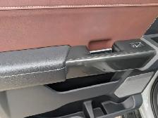 2023 Ford F-150 Lariat LARIAT 4WD SuperCrew 5.5&amp.apos. Box - Photo 19