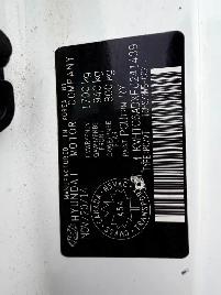 2015 Hyundai Veloster 3dr Cpe Auto w/Tech - Photo 13