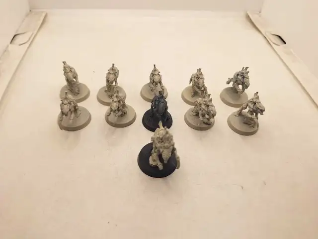 Warhammer 40k Tyranid Nerougaunts 10/11 Primed White