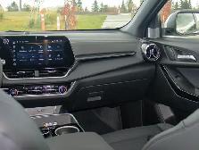 2027 Chevrolet Equinox AWD LT - Photo 31