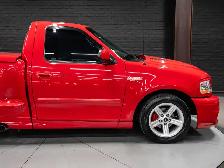 2004 Ford F-150 Lightning | Low Mileage | Paint Match Tonneau - Photo 23