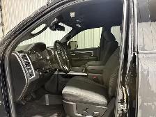 RAM 1500 Classic Warlock cabine d'équipe 4x4 caisse de 5 pi 7 po - Photo 17