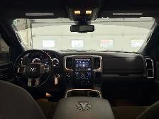 RAM 1500 Classic Warlock cabine d'équipe 4x4 caisse de 5 pi 7 po - Photo 19
