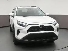 2025 Toyota RAV4 XLE PRICE REDUCED | 41,219 km | 902-464-9550 LO - Photo 2