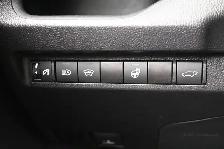2025 Toyota RAV4 XLE PRICE REDUCED | 41,219 km | 902-464-9550 LO - Photo 11