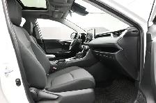2025 Toyota RAV4 XLE PRICE REDUCED | 41,219 km | 902-464-9550 LO - Photo 33
