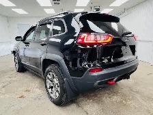 TRAILHAWK V6 4X4 1 PROPRIOCUIRBLUETOOTHCARPLAYSIÈGES&VOLANT - Photo 9