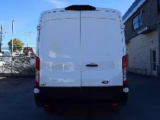 2024 Ford Transit Cargo Van T-250 148WB Med Roof  GARANTIE FOR - Photo 5