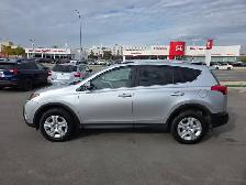 2014 Toyota RAV4 LE - Photo 4