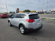 2014 Toyota RAV4 LE - Photo 5