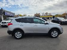 2014 Toyota RAV4 LE - Photo 8