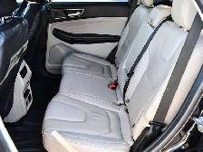 2022 Ford Edge Titanium - Photo 17