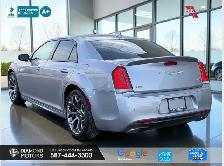 2018 Chrysler 300S - Fully Loaded - Brand new Brakes - Photo 7