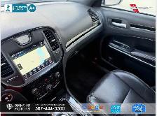 2018 Chrysler 300S - Fully Loaded - Brand new Brakes - Photo 10