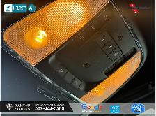 2018 Chrysler 300S - Fully Loaded - Brand new Brakes - Photo 20