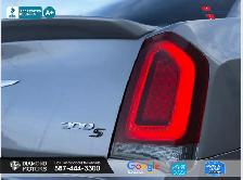 2018 Chrysler 300S - Fully Loaded - Brand new Brakes - Photo 32