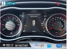 2016 Dodge Challenger SXT - Mint Condition - Photo 11