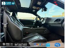 2016 Dodge Challenger SXT - Mint Condition - Photo 20