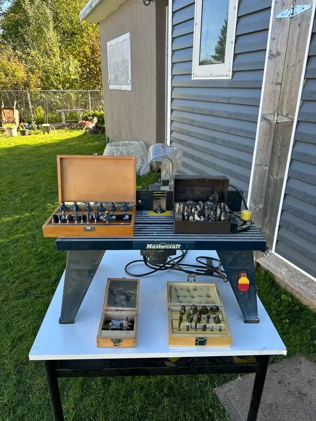 router table and bits