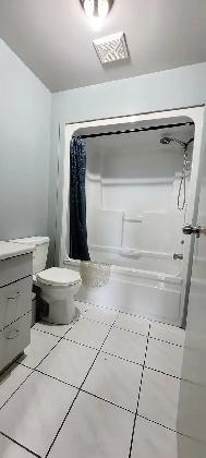 1570 Lillian APARTMENT FOR RENT - Photo 5