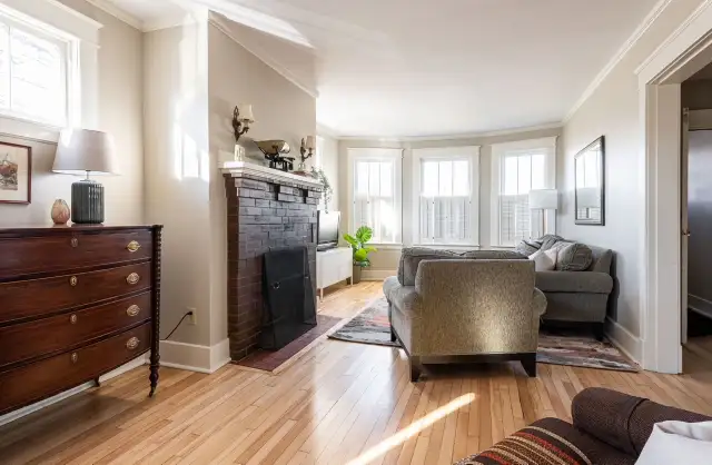 Fully furnished 3 bedroom flat
