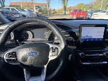 2023 Ford Explorer Limited - Photo 12