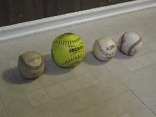 Various Types of Sports Balls - Photo 6