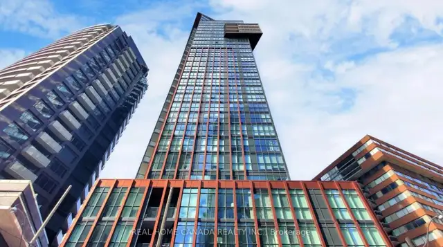 Luxury Condo in Downtown Toronto for Rent