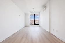 Studio for Rent in DT Montreal (internet included, In-unit washe - Photo 4
