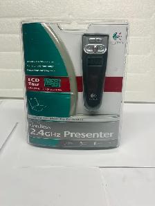 Logitech 2.4GHz Wireless Presentation Remote - New Sealed