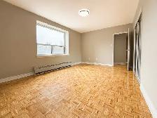 Etobicoke 2 Bedroom-over 1100 SQF with balcony! Apartment for Re - Photo 5