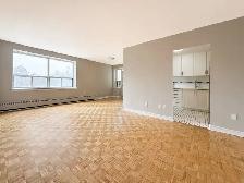Etobicoke 2 Bedroom-over 1100 SQF with balcony! Apartment for Re - Photo 11