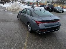 2025 Hyundai Elantra - Photo 4