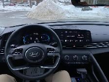 2025 Hyundai Elantra - Photo 13