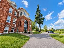 Beautiful 1-Bedroom Loft | Exposed Brick & Scenic Views | Lakefi - Photo 2