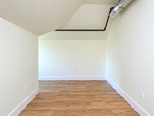Beautiful 1-Bedroom Loft | Exposed Brick & Scenic Views | Lakefi - Photo 7